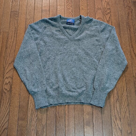 Country Traditionals Pendleton Grey Lambswool Sweater Made in USA - Size L - Picture 1 of 3